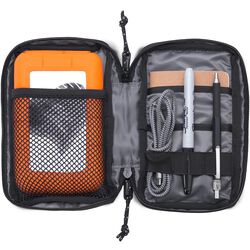 TECH ACCESSORY POUCH